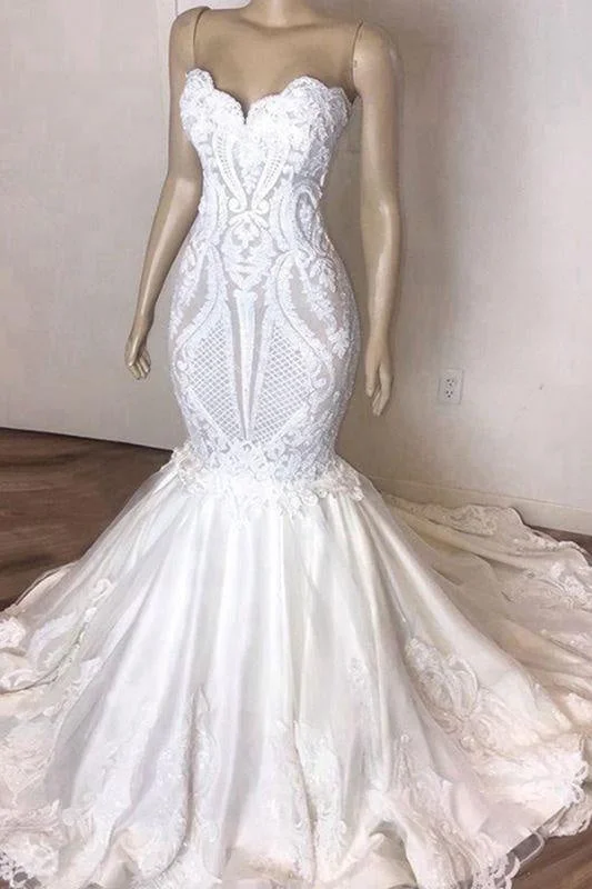 Bridelily Amazing Strapless Appliques Mermaid Wedding Dress