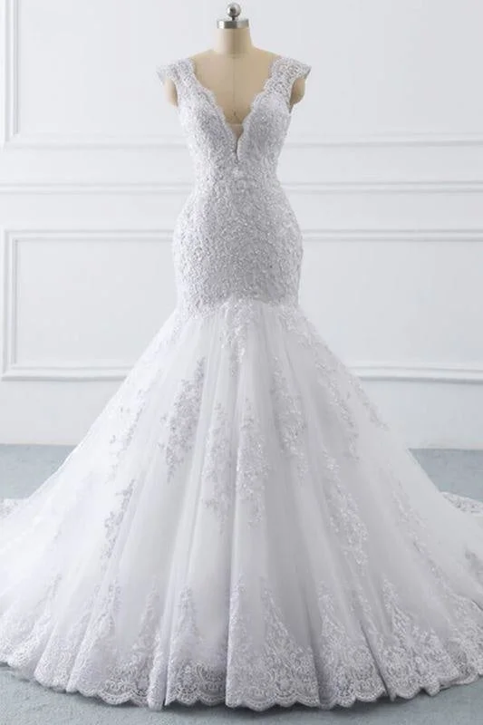 Bridelily Chic V-neck Appliques Mermaid Tulle Wedding Dress