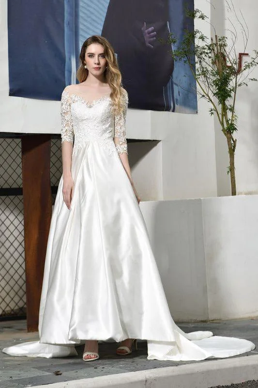 Bridelily Elegant Lace-up A-Line Applique Satin Wedding Dress