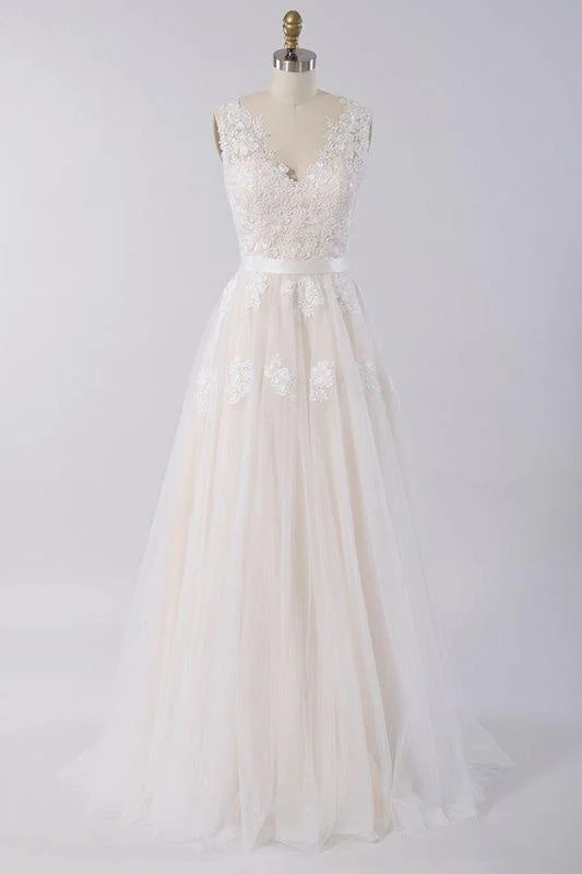 Bridelily Elegant V-neck A-line Appliques Tulle Wedding Dress