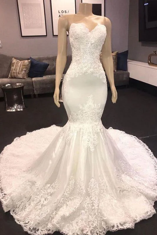 Bridelily Luxury Sweetheart Appliques Mermaid Wedding Dress